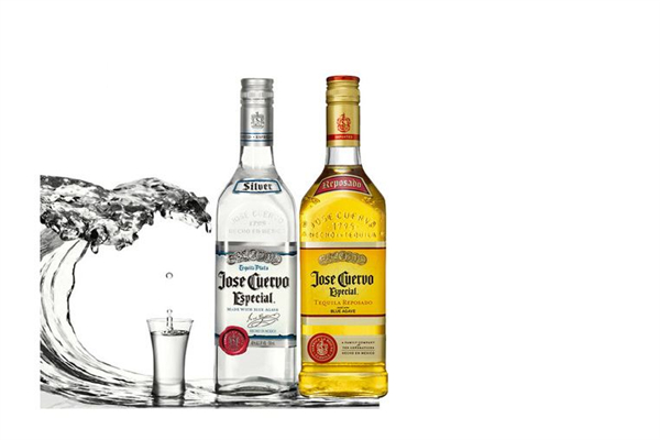 龍舌蘭酒度數(shù)是多少 龍舌蘭酒加什么飲料 龍舌蘭酒度數(shù)是多少 龍舌蘭酒加什么飲料