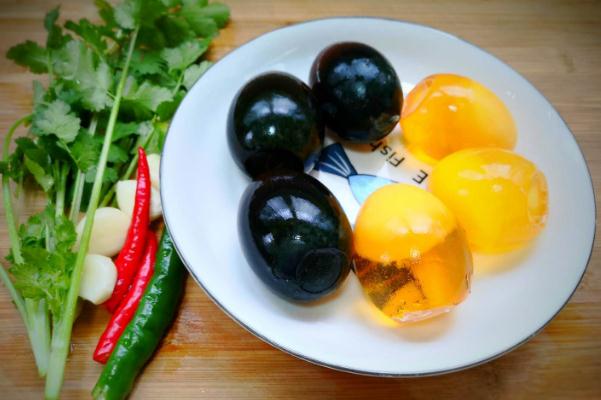 皮蛋會不會長胖 皮蛋會致癌嗎 皮蛋會不會長胖 皮蛋會致癌嗎