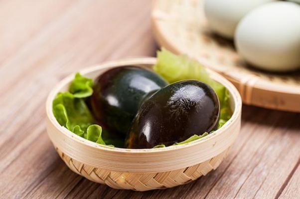 皮蛋的功效與作用 皮蛋的營養(yǎng)價值 皮蛋的功效與作用 皮蛋的營養(yǎng)價值