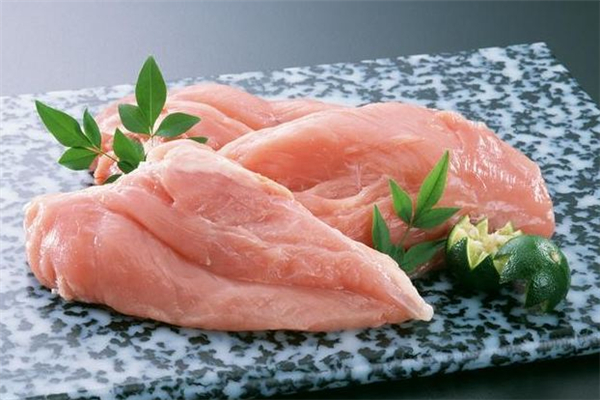 雞胸肉嘌呤高么 雞胸肉適合什么人群吃 雞胸肉嘌呤高么 雞胸肉適合什么人群吃