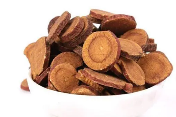 甘草泡水喝能治咳嗽嗎 甘草泡水喝能治口臭嗎 甘草泡水喝能治咳嗽嗎 甘草泡水喝能治口臭嗎