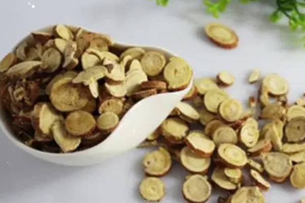 甘草泡水喝能治咳嗽嗎 甘草泡水喝能治口臭嗎 甘草泡水喝能治咳嗽嗎 甘草泡水喝能治口臭嗎