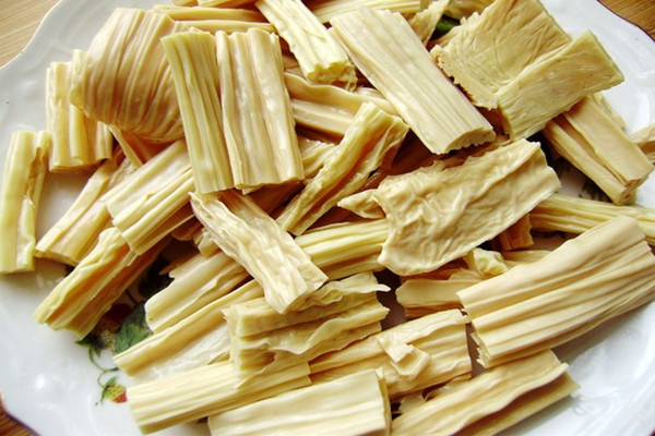 腐竹泡了一夜有毒么 腐竹泡不軟是怎么回事 腐竹泡了一夜有毒么 腐竹泡不軟是怎么回事