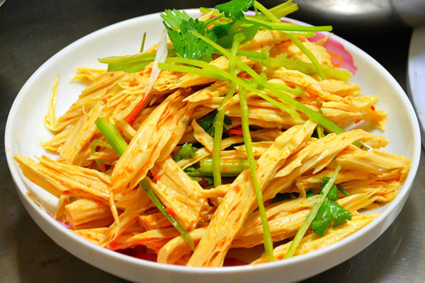 腐竹泡了一夜有毒么 腐竹泡不軟是怎么回事 腐竹泡了一夜有毒么 腐竹泡不軟是怎么回事