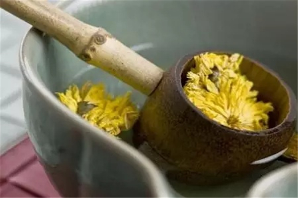 菊花酒什么節(jié)日喝 菊花酒的寓意 菊花酒什么節(jié)日喝 菊花酒的寓意