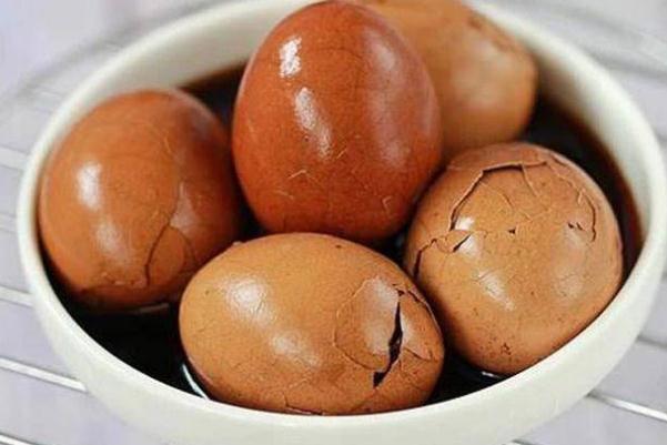 茶葉蛋減肥期間可以吃嗎 減肥可以吃茶葉蛋代替水煮蛋嗎 茶葉蛋減肥期間可以吃嗎 減肥可以吃茶葉蛋代替水煮蛋嗎