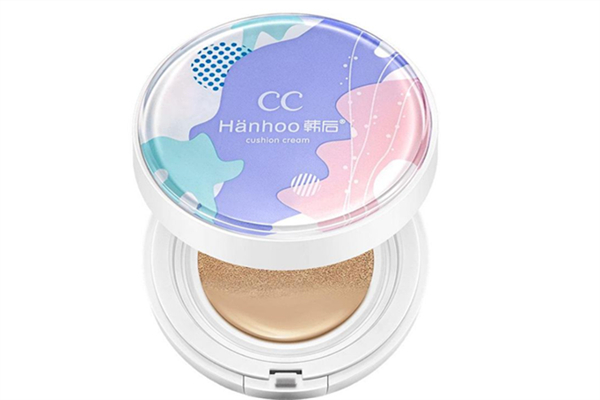 氣墊cc霜和粉底液的區(qū)別 氣墊cc霜和粉底液可以一起使用嗎 氣墊cc霜和粉底液的區(qū)別 氣墊cc霜和粉底液可以一起使用嗎