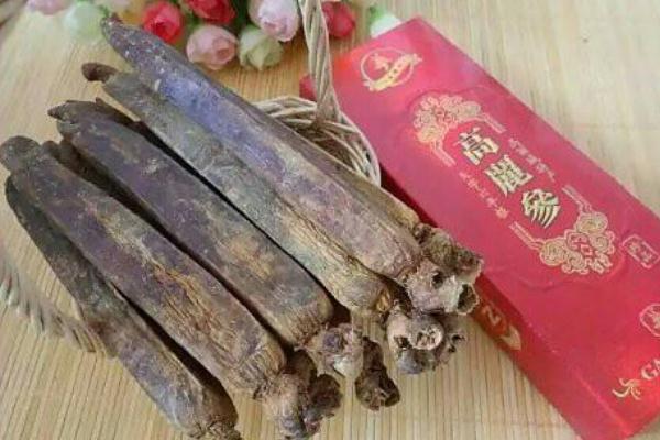 高麗參泡蜂蜜的功效與作用 高麗參泡蜂蜜正確泡法 高麗參泡蜂蜜的功效與作用 高麗參泡蜂蜜正確泡法