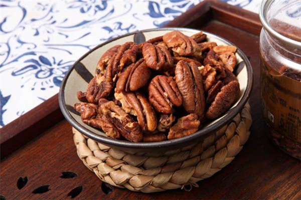 碧根果孕婦可以吃嗎 碧根果孕婦吃了有什么好處 碧根果孕婦可以吃嗎 碧根果孕婦吃了有什么好處