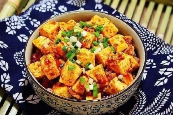 豆腐會(huì)引起便秘嗎 豆腐對人體有什么好處和壞處