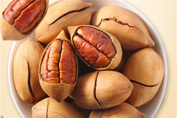 碧根果營養(yǎng)高還是核桃營養(yǎng)高 碧根果和核桃哪個更補腦 碧根果營養(yǎng)高還是核桃營養(yǎng)高 碧根果和核桃哪個更補腦