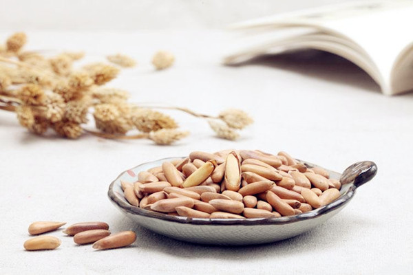 松子的保質(zhì)期限 松子怎么儲存 松子的保質(zhì)期限 松子怎么儲存