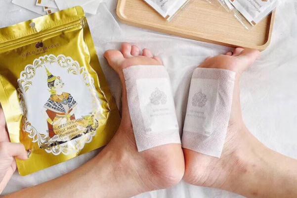 足貼貼腳底哪個(gè)部位比較好 足貼多久貼一次比較好 足貼貼腳底哪個(gè)部位比較好 足貼多久貼一次比較好