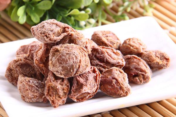 話梅會(huì)發(fā)霉嗎 發(fā)霉的話梅是什么樣的 話梅會(huì)發(fā)霉嗎 發(fā)霉的話梅是什么樣的