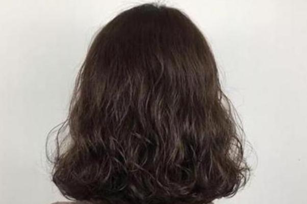 冷燙和熱燙的區(qū)別在哪里 冷燙和熱燙哪個好 冷燙和熱燙的區(qū)別在哪里 冷燙和熱燙哪個好