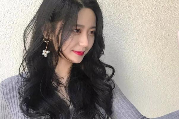 熱燙可以燙到發(fā)根嗎 熱燙可以用彈力素嗎 熱燙可以燙到發(fā)根嗎 熱燙可以用彈力素嗎