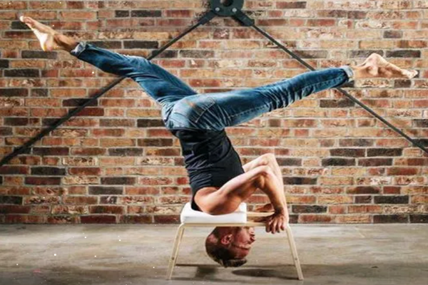 倒立什么時(shí)候做好 倒立一次多長時(shí)間為宜