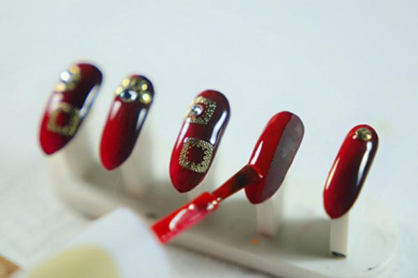 甲油膠有甲醛嗎 甲油膠有沒(méi)有毒性 甲油膠有甲醛嗎 甲油膠有沒(méi)有毒性