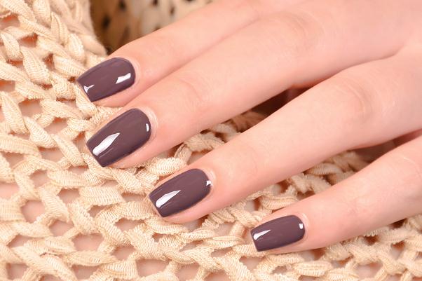 甲油膠要烤多久 甲油膠是底膠嗎 甲油膠要烤多久 甲油膠是底膠嗎