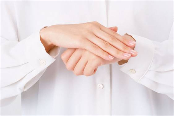 凍瘡跟體質(zhì)有關(guān)系嗎 凍瘡要怎么預(yù)防 凍瘡跟體質(zhì)有關(guān)系嗎 凍瘡要怎么預(yù)防