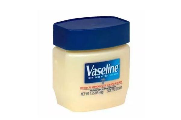 凡士林修護(hù)晶凍保質(zhì)期 凡士林修護(hù)晶凍過(guò)期了還能用嗎 凡士林修護(hù)晶凍保質(zhì)期 凡士林修護(hù)晶凍過(guò)期了還能用嗎