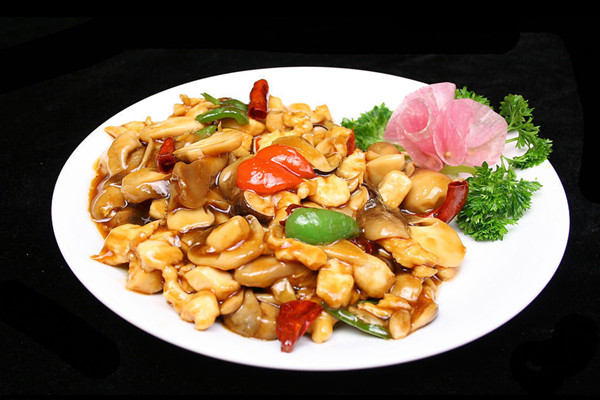 草菇的熱量高嗎 草菇能和魚一起吃嗎 草菇的熱量高嗎 草菇能和魚一起吃嗎