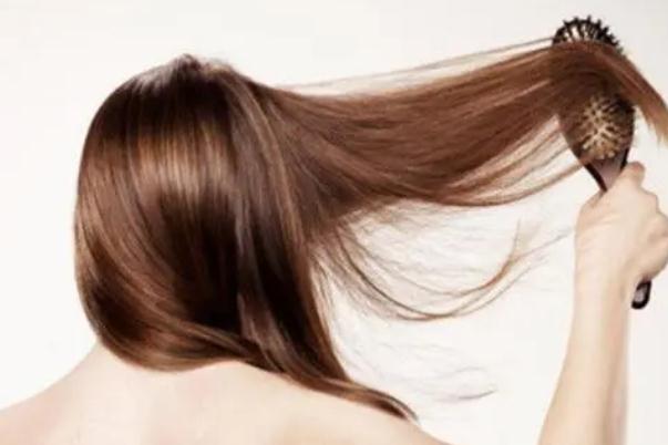 頭發(fā)的日常保養(yǎng)與護理 如何正確選擇洗發(fā)產(chǎn)品 頭發(fā)的日常保養(yǎng)與護理 如何正確選擇洗發(fā)產(chǎn)品