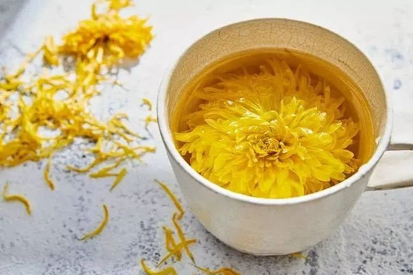 菊花茶什么季節(jié)喝合適 菊花茶什么時(shí)間段喝好 菊花茶什么季節(jié)喝合適 菊花茶什么時(shí)間段喝好