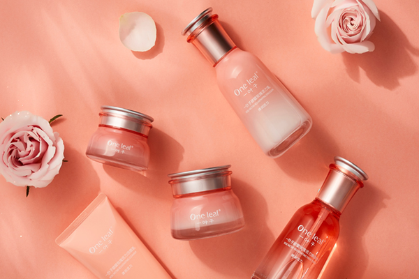 一葉子護(hù)膚品好不好 一葉子護(hù)膚品適合什么年齡用 一葉子護(hù)膚品好不好 一葉子護(hù)膚品適合什么年齡用