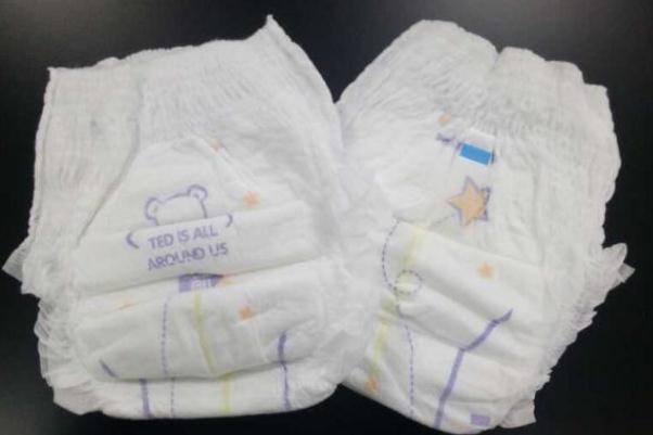 拉拉褲是學(xué)步褲嗎 拉拉褲是穿到肚臍上嗎 拉拉褲是學(xué)步褲嗎 拉拉褲是穿到肚臍上嗎