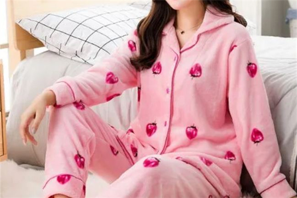 冬季睡衣怎么洗干凈 冬季睡衣需要經(jīng)常清洗嗎 冬季睡衣怎么洗干凈 冬季睡衣需要經(jīng)常清洗嗎