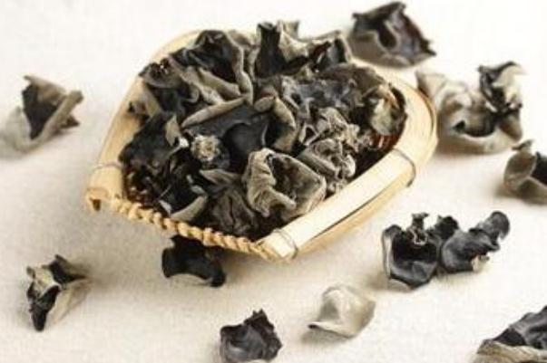 黑木耳的嘌呤含量是多少 黑木耳的熱量 黑木耳的嘌呤含量是多少 黑木耳的熱量