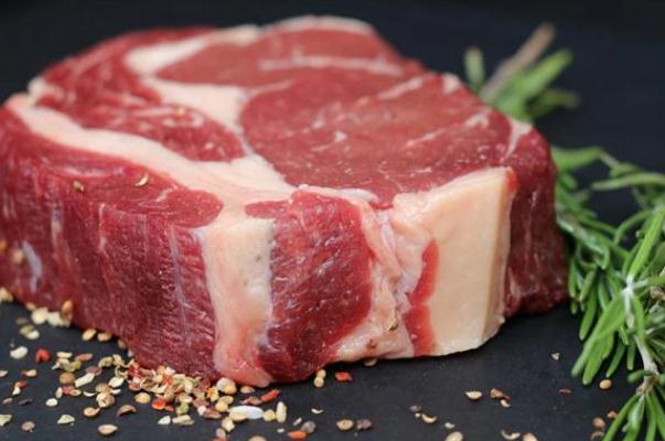 牛肉是發(fā)物嗎 牛肉是高嘌呤食物嗎 牛肉是發(fā)物嗎 牛肉是高嘌呤食物嗎