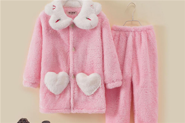 冬季睡衣買厚的還是薄的 冬季睡衣哪個(gè)牌子質(zhì)量最好 冬季睡衣買厚的還是薄的 冬季睡衣哪個(gè)牌子質(zhì)量最好