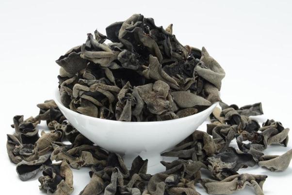 黑木耳的嘌呤含量是多少 黑木耳的熱量 黑木耳的嘌呤含量是多少 黑木耳的熱量