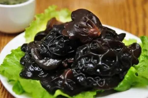 黑木耳對腎結(jié)石有好處嗎 黑木耳對高血壓有好處嗎 黑木耳對腎結(jié)石有好處嗎 黑木耳對高血壓有好處嗎