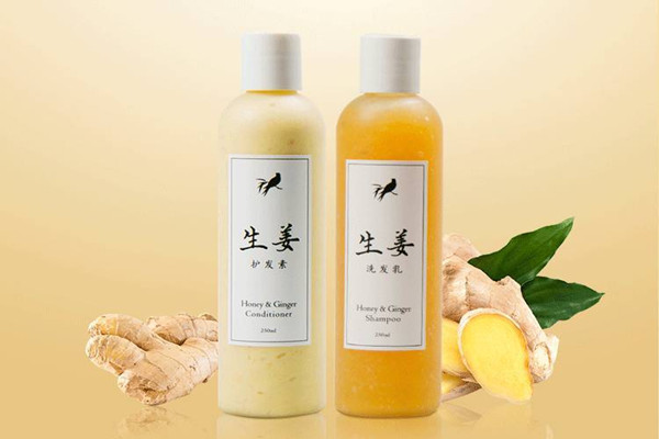 護(hù)發(fā)素和護(hù)發(fā)精油哪個(gè)好 護(hù)發(fā)素和護(hù)發(fā)精油區(qū)別 護(hù)發(fā)素和護(hù)發(fā)精油哪個(gè)好 護(hù)發(fā)素和護(hù)發(fā)精油區(qū)別