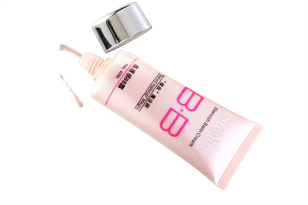 bb霜買多少價(jià)位的好 bb霜買什么顏色好 bb霜買多少價(jià)位的好 bb霜買什么顏色好