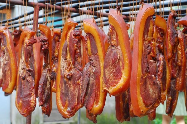 臘肉什么季節(jié)做比較合適 臘肉在什么溫度晾曬 臘肉什么季節(jié)做比較合適 臘肉在什么溫度晾曬