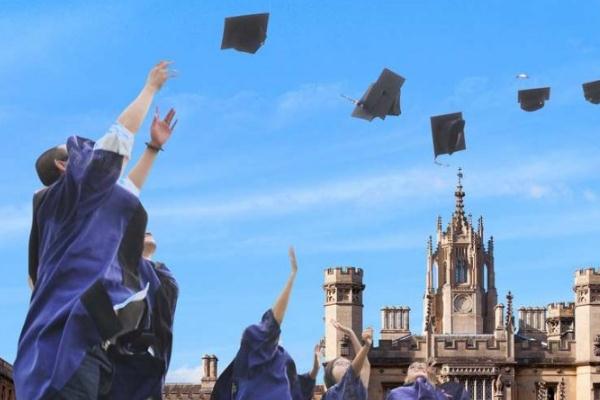 國外留學(xué)需要什么學(xué)歷 國外留學(xué)生活費(fèi)一個(gè)月大概多少 國外留學(xué)需要什么學(xué)歷 國外留學(xué)生活費(fèi)一個(gè)月大概多少