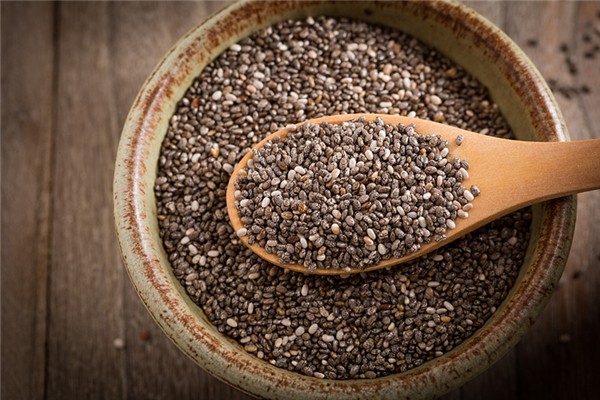 奇亞籽吃了會(huì)拉肚子嗎 奇亞籽不嚼碎能吸收嗎 奇亞籽吃了會(huì)拉肚子嗎 奇亞籽不嚼碎能吸收嗎