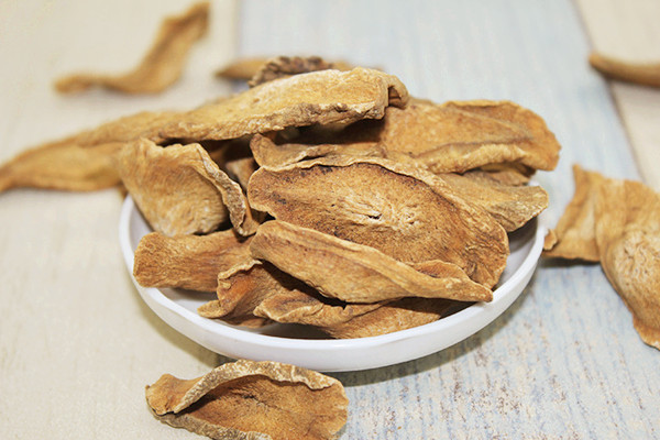 牛蒡茶適合什么季節(jié)喝 牛蒡茶會不會上火