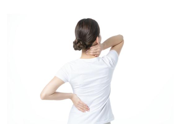 落枕要多久才能恢復(fù) 落枕要冷敷還是熱敷 落枕要多久才能恢復(fù) 落枕要冷敷還是熱敷