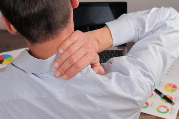 落枕吃什么藥好得快 落枕是什么感覺 落枕吃什么藥好得快 落枕是什么感覺