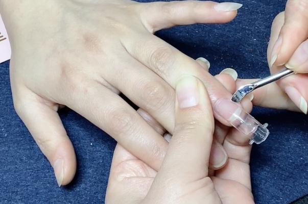 美甲延長(zhǎng)怎么收費(fèi) 美甲延長(zhǎng)的種類 美甲延長(zhǎng)怎么收費(fèi) 美甲延長(zhǎng)的種類