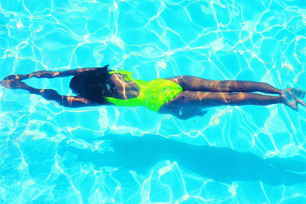 游泳能幫助長高嗎 游泳能夠減肚子嗎 游泳能幫助長高嗎 游泳能夠減肚子嗎