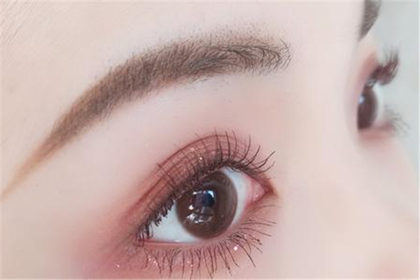 美瞳對眼睛傷害大嗎 美瞳購買注意事項 美瞳對眼睛傷害大嗎 美瞳購買注意事項