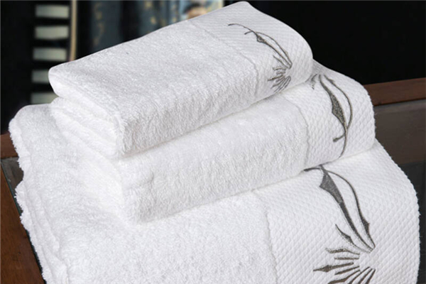 浴巾買(mǎi)回來(lái)要洗一下嗎 浴巾買(mǎi)多大的合適 浴巾買(mǎi)回來(lái)要洗一下嗎 浴巾買(mǎi)多大的合適