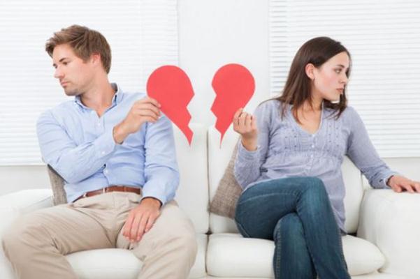 離婚要多久才能拿到離婚證 起訴離婚需要準備哪些材料 離婚要多久才能拿到離婚證 起訴離婚需要準備哪些材料