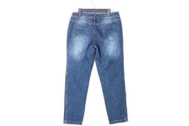 牛仔褲有刺鼻的味道怎么去除 牛仔褲有油污怎么才能洗掉 牛仔褲有刺鼻的味道怎么去除 牛仔褲有油污怎么才能洗掉